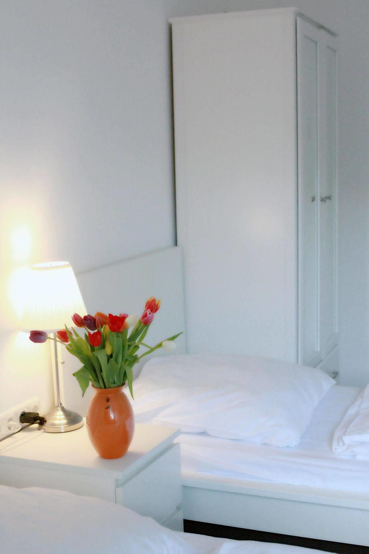 Mac City Hostel Hamburg-Harburg Buitenkant foto