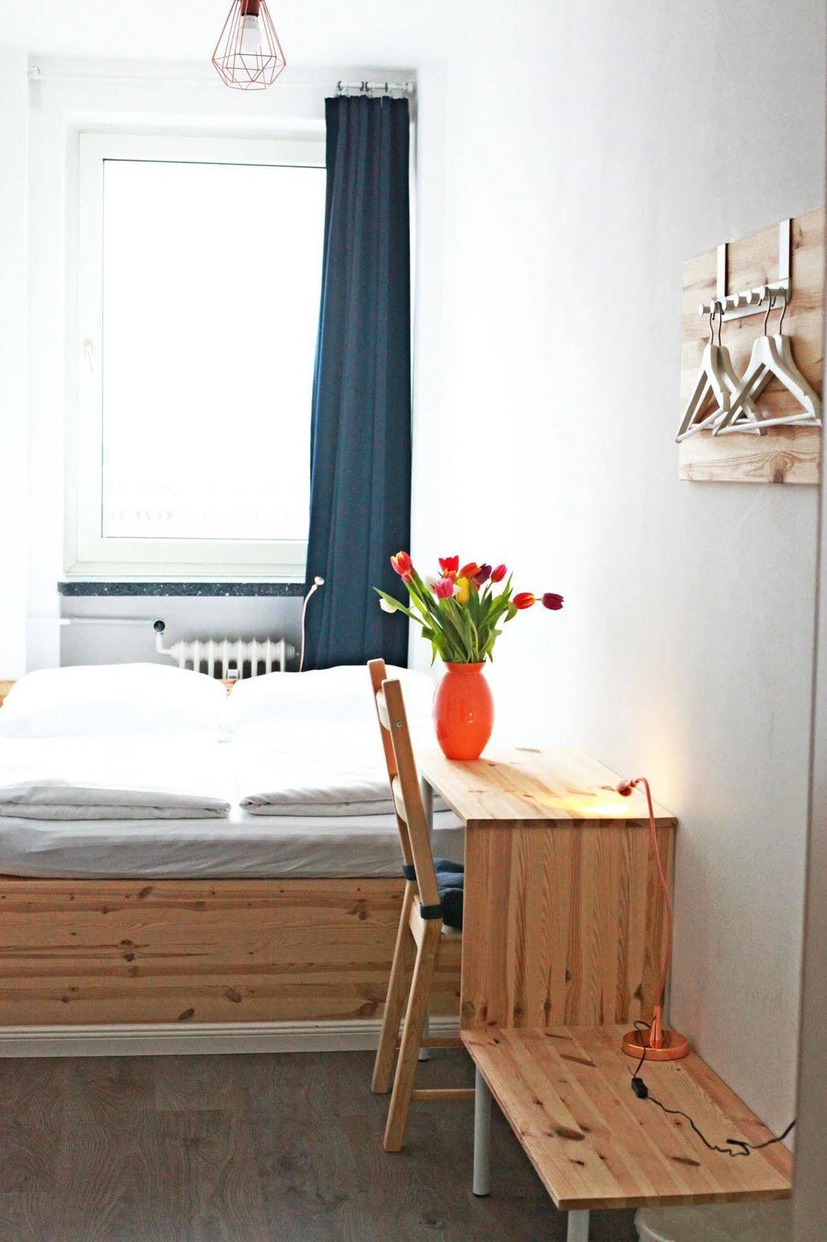Mac City Hostel Hamburg-Harburg Buitenkant foto